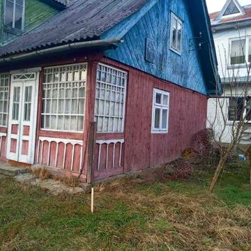 Продається будиночок в горах, с. Микуличин з ділянкою 5 сот.