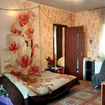 Продам два дома на одном участке