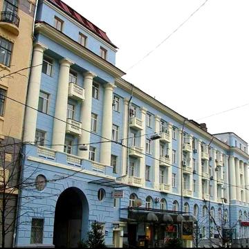Продажа 8 кім квартири Є.Чикаленка 20а, Центр, м.Театральна