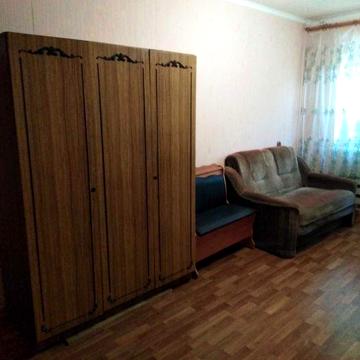 Продам гостинку. Б-р Каркача 75.