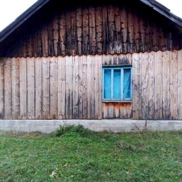 Продається хата із землею
