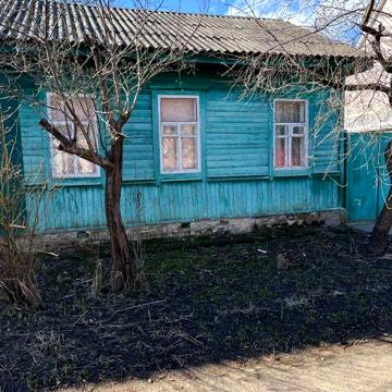 Частина будинку з ділянкою у центрі Чернігова