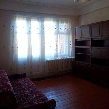 Продається 3-х кімнатна р-н "військове містечко" від власника ЖК Військове містечко