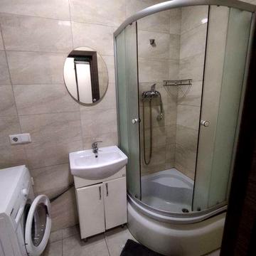 Продам свою квартиру студию ул. Боровского 37х, кв 261