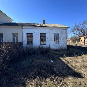 Под Ремонт! Продам часть дома.