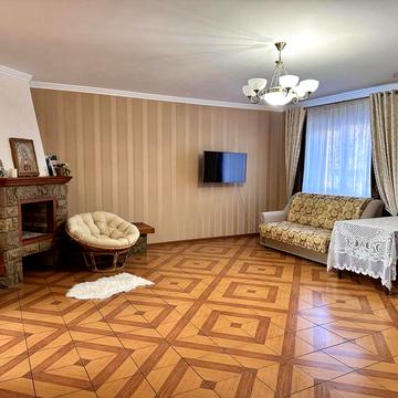 Продаж будинку р-н Південно-Західний