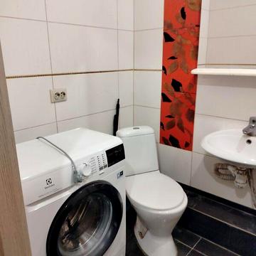 Продаж 1к Квартира Мінеральна вулиця ЖК Status