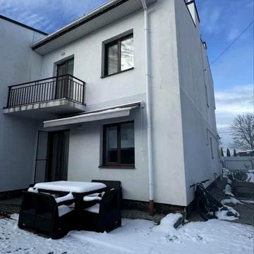 Наварійська вул.