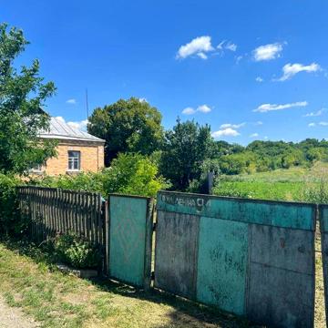 Продам будинок місто кагарлик