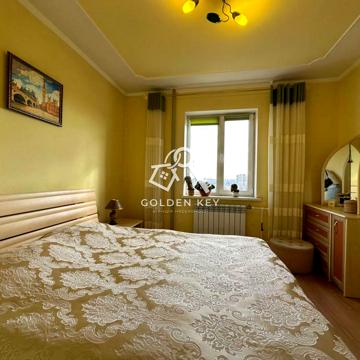 Світальського, 20