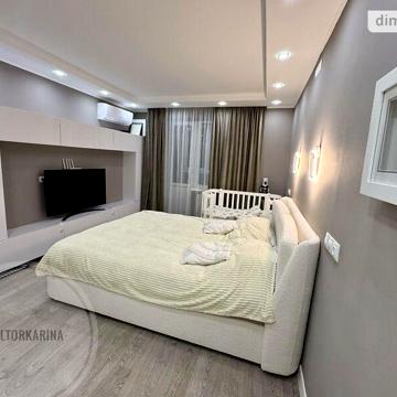 Продаж 1к Квартира Поздовжня 12-а вулиця