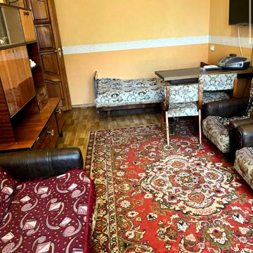 Нескорених вул., 71в