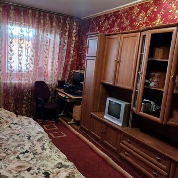 Знається  1-но кімнатна квартира  в Обухові.