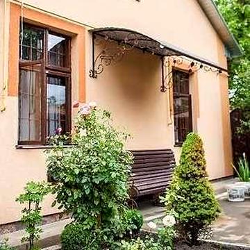 Часний будинок у Центрі. 5 соток землі.