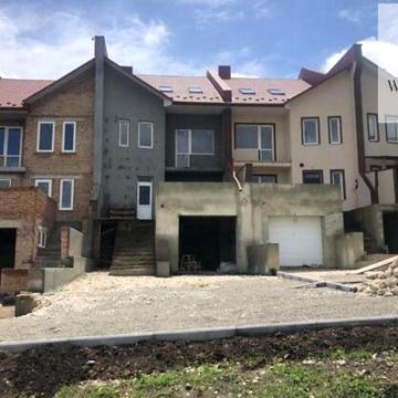 Продаж 3 поверхового таунхауса у с. Смиківці
