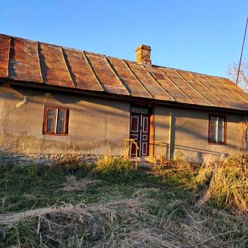 Продаж будинку і земельної ділянки поруч Львова у м.Пустомити-30000$