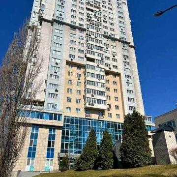 Оренда 2 кім. видової квартири, Березняки, 84 м2. Новий ремонт, меблі.