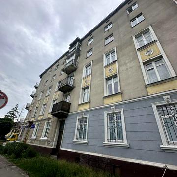 Продаж 3 кім.квартири неподалік ТЦ Скриня /цегляний буд./ізол.кім/71м2