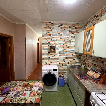 Продаж двокімнатної квартири з індивідуальним опаленням.