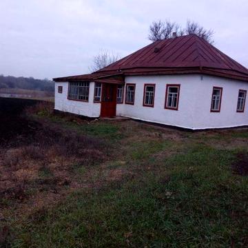 Будинок с Попівка