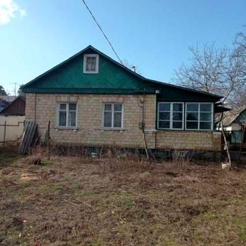 Клавдієво-продам будинок цегляний 76 м2.