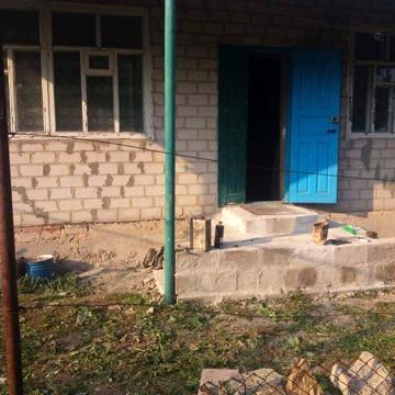Продам дачний будинок