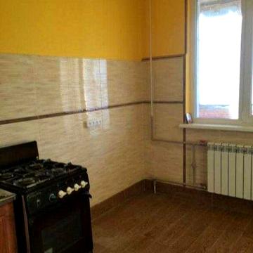 1-к. квартира улучшенка в районе метро Героев труда