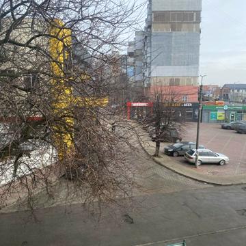 Полтавська вул., 28