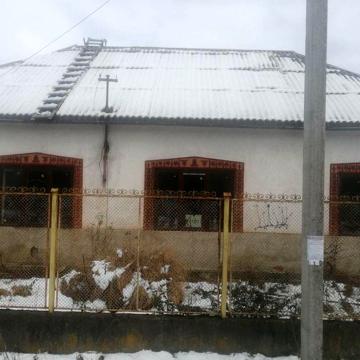 Продається відремонтований сімейний будинок