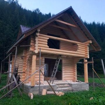 Продається будинок в зруб