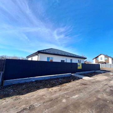 Продам одноповерховий будинок 100м2 на ділянці 4 сот, заведений ГАЗ