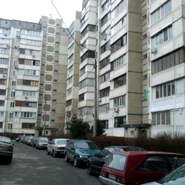 Бориса Гмирі вул., 13