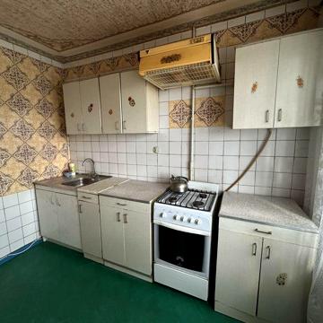 Продам 2-кімнатну квартиру