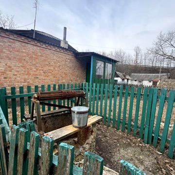 Ч/б Осиково з окремим виходом та двором