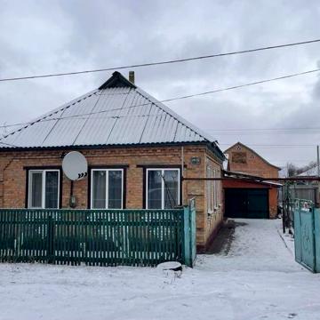 Продам будинок в місті Пирятин