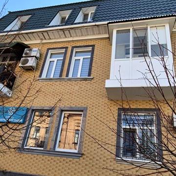 2-кімнатна з ремонтом в самому центрі міста
