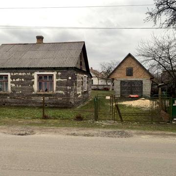 Дім,земельна ділянка 0.10га М.Ківерці