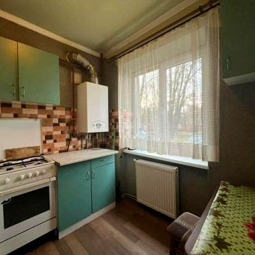 Продам 2 кім.квартиру