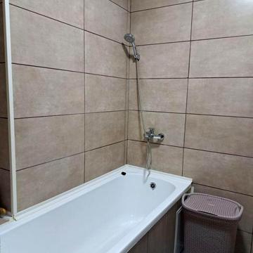 Продам 2-ох кімнатну квартиру ЖК Акварель