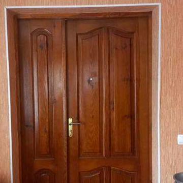 Будинок з ділянкою.