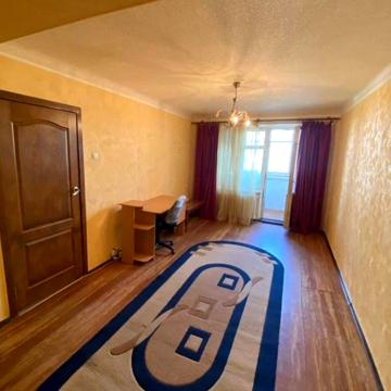 Роганська вул., 100 б