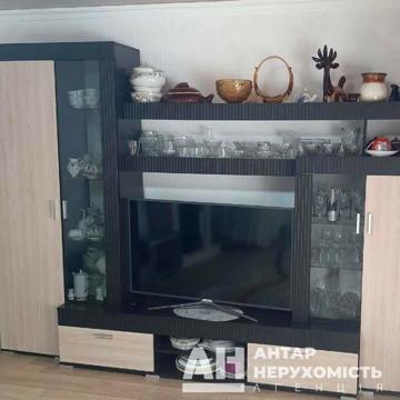Академіка Корольова вул., 40