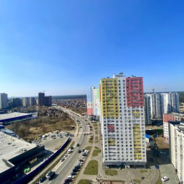 Василя Симоненка вул., 111
