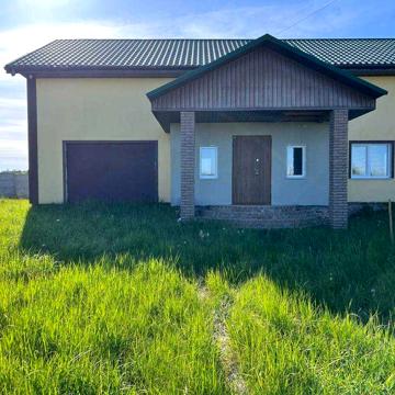 Продаж будинку з великим гаражем і ділянкою 20 соток
