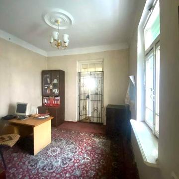 Продам 2 кімнатну квартиру в центрі міста, автономне опалення.