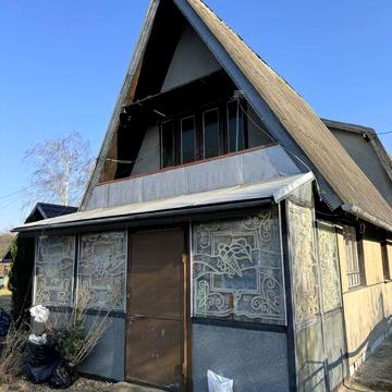 Продається дача в садовому товаристві Дружба - земля 7 сот.