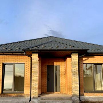 Продам 1-поверховий цегляний будинок  , ~90м.кв