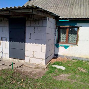 Продаж будинку .