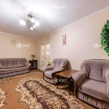 Гвардійців-Широнінців вул., 95