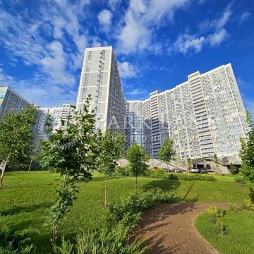 вул. Ревуцького, 40в, ЖК "Лебединий". ЖК Лебединий
